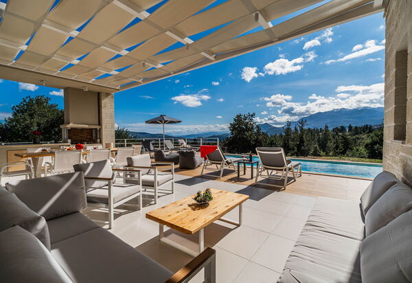 Villa Orientem Bis: Balcony / Terrace / Patio, Building Exterior, Outdoor, Pool, Scenic View