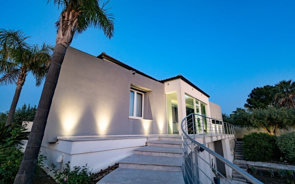Villa Virginia: Building Exterior, Outdoor