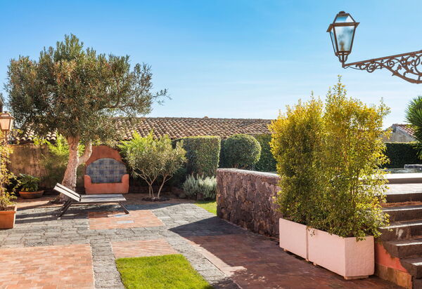 Micanera House: Außen, Draussen