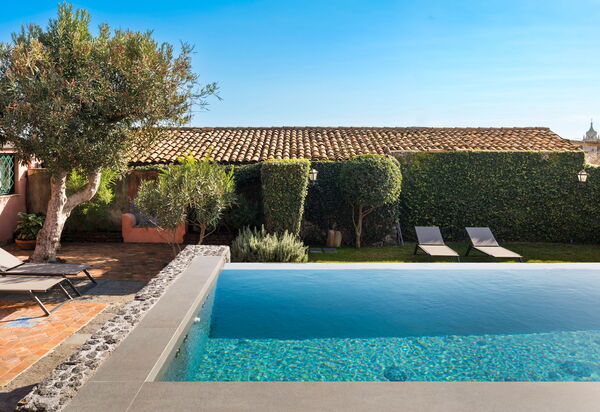 Micanera House: Außen, Draussen, Garten, Schwimmbad