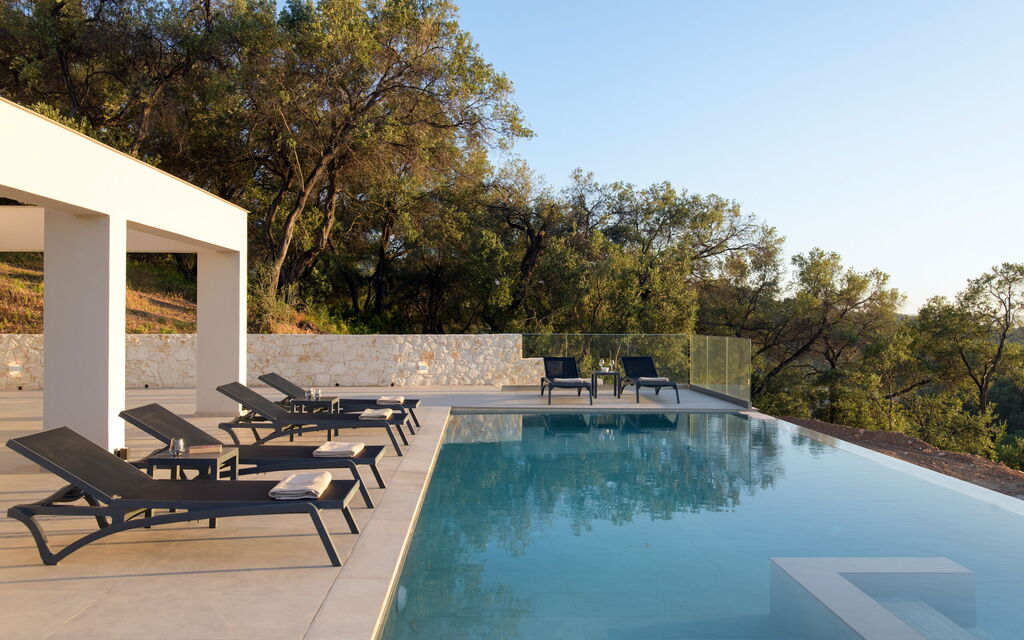 Villa Cocona: all'aperto, Esterni, Piscina