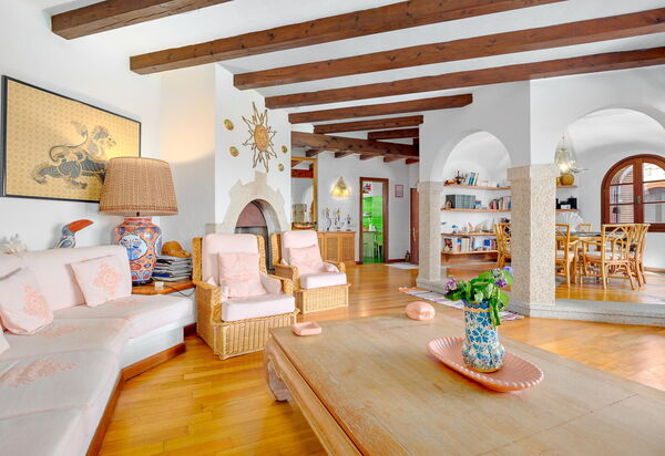 Villa Silenis: Wohnzimmer