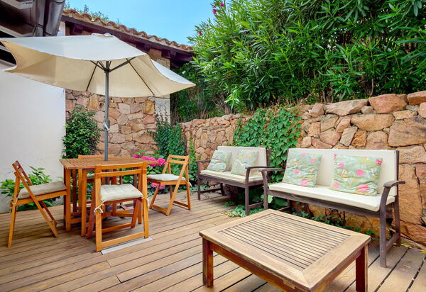 Villa Silenis: Außen, Balkon / Terrasse / Patio, Draussen