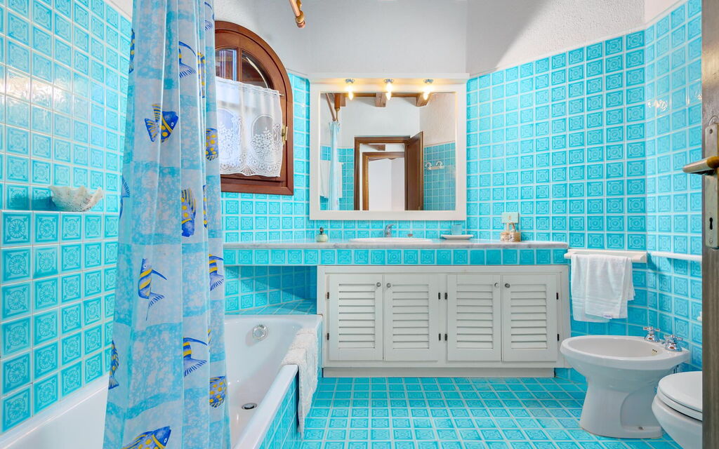 Villa Silenis: Bathroom