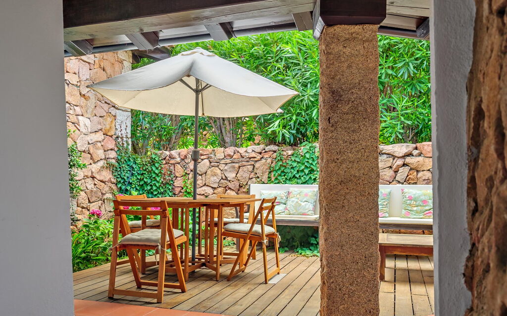 Villa Silenis: Balcony / Terrace / Patio, Building Exterior, Outdoor