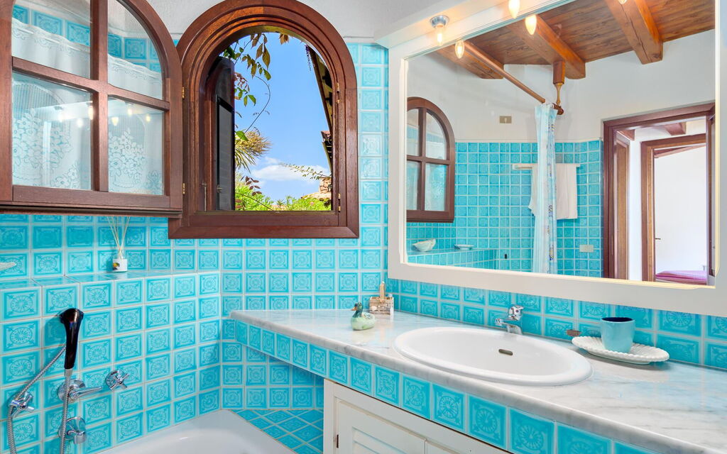 Villa Silenis: Bathroom