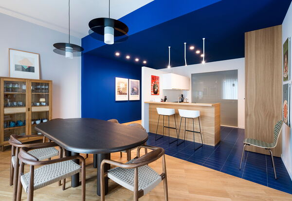 Monumento Apartament: Столовая