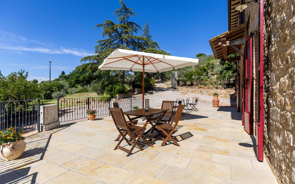 Tenuta Macericca: Balcony / Terrace / Patio, Building Exterior, Outdoor