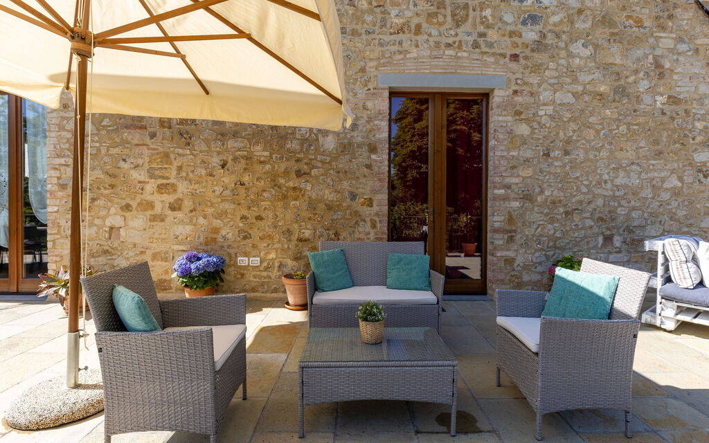 Tenuta Macericca: Building Exterior, Outdoor