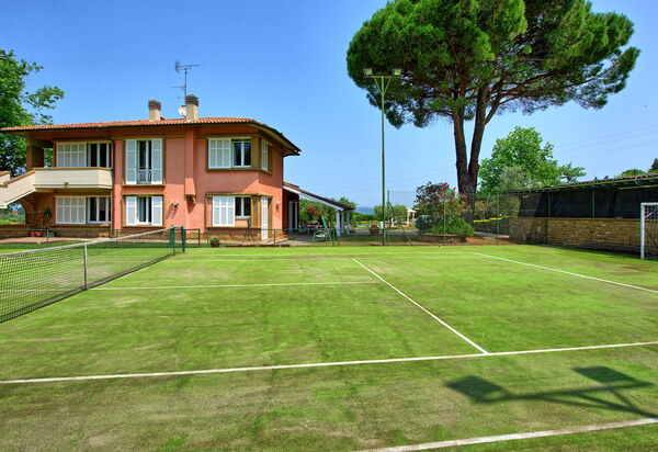 Villa Adriana: Außen, Draussen
