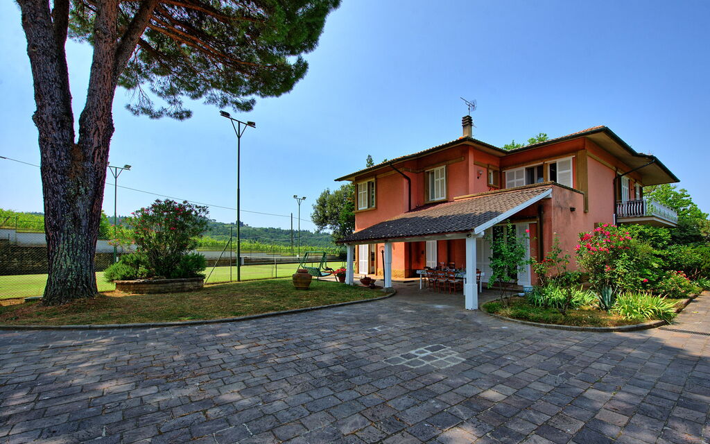 Villa Adriana: all'aperto, Esterni
