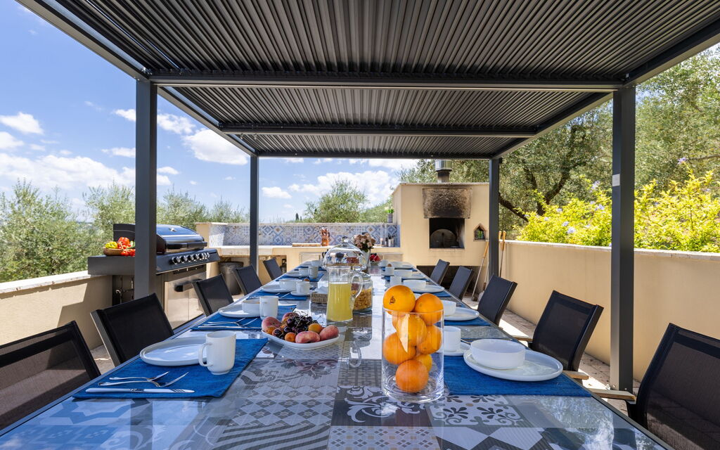 Villa Silvia: Balcony / Terrace / Patio