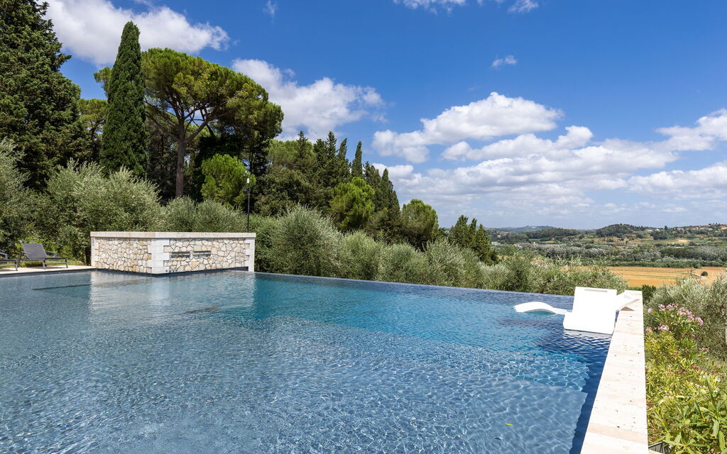 Villa Silvia: Building Exterior, Pool, Scenic View