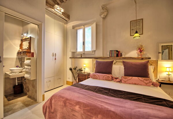 Villanova Lonciano - 2026: Bad, Schlafzimmer