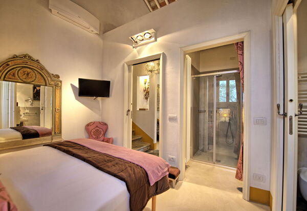 Villanova Lonciano - 2026: Bad, Schlafzimmer