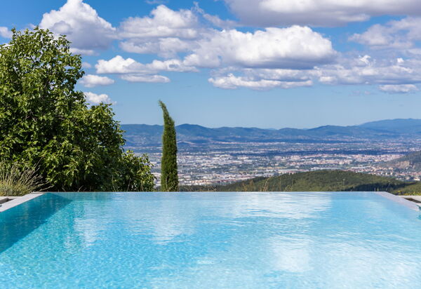 Villa Lonciano - 2026: Ansichten, Außen, Draussen, Schwimmbad