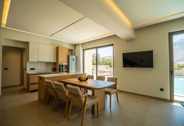Villa Zen Chrysi: Køkken, Stue