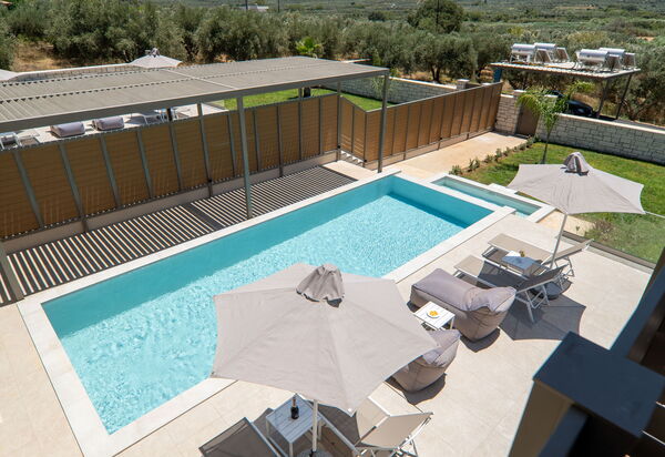 Villa Zen Aphrodite: pool, Udendørs, Udvendige