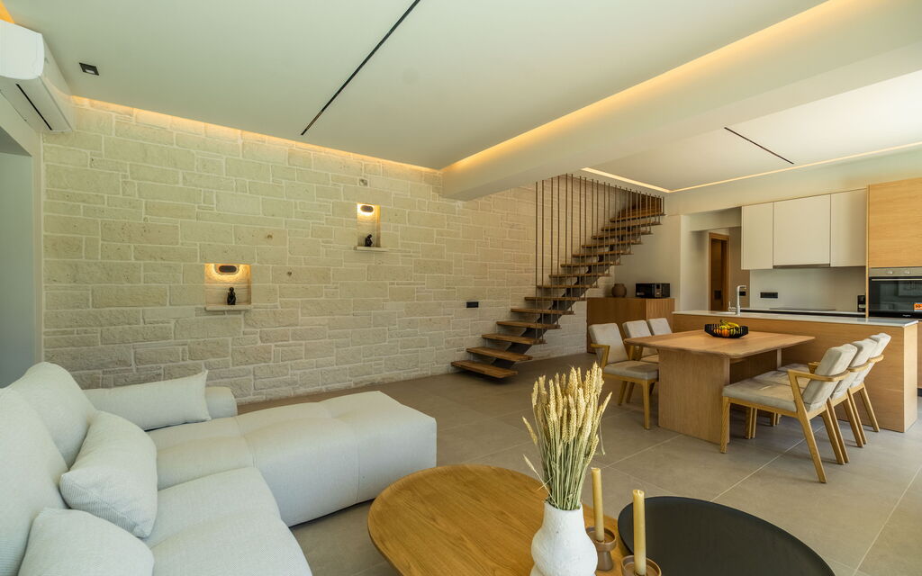 Villa Zen Hera: Гостиная, Кухня, Столовая