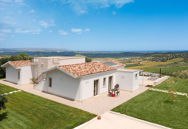 Netina Domus: Взгляды, Открытый, Сад