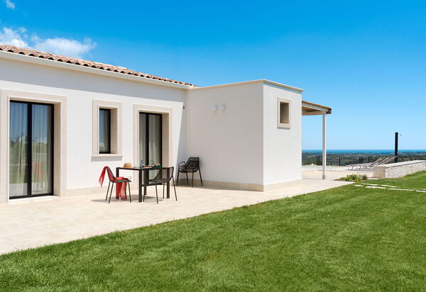 Netina Domus: Открытый, Сад