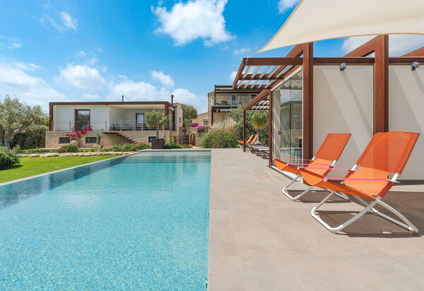 Corte Antigua: бассейн, Открытый, Сад, Экстерьеры