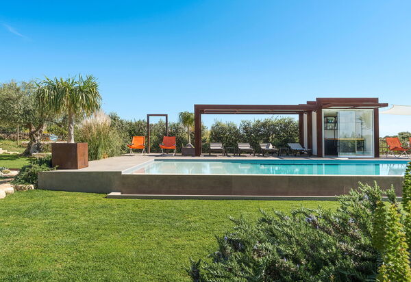 Corte Antigua: бассейн, Открытый, Сад, Экстерьеры