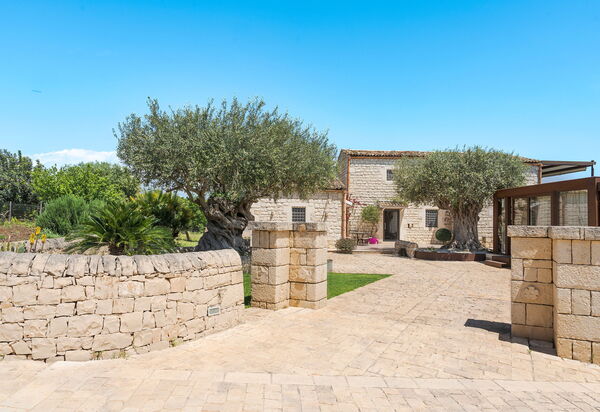 Corte Antigua: Главный вход, Открытый, Экстерьеры