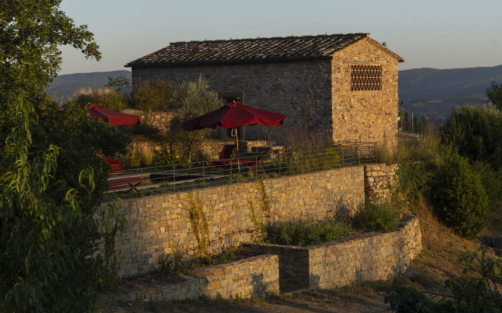 Villa Tenuta Casenuove: Buitenkanten, Buitenshuis, Tuin