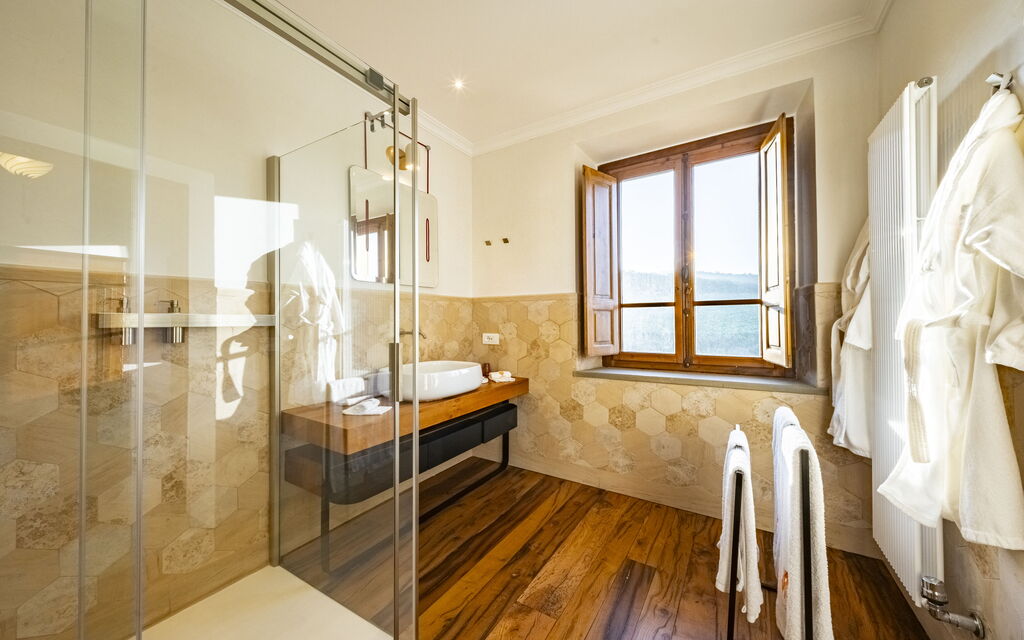 Villa Tenuta Casenuove: Badkamer