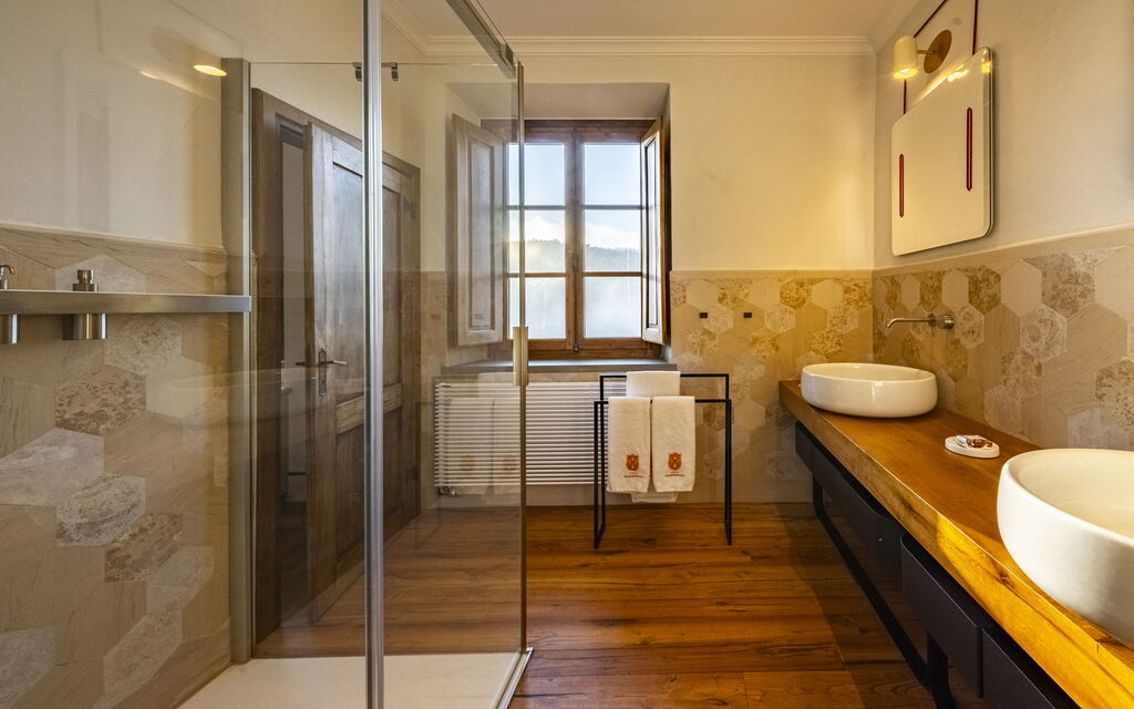 Villa Tenuta Casenuove: Badkamer