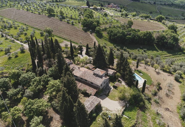 Podere Lupinati: bassin, Vues