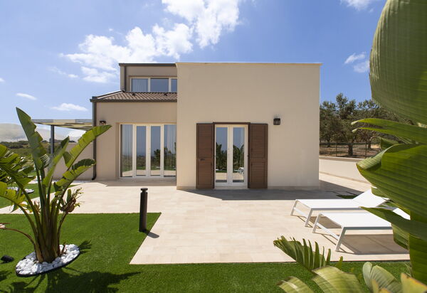 Villa Aversa: Außen, Draussen, Garten