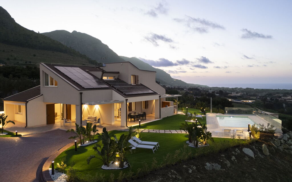 Villa Aversa: all'aperto, Esterni, Giardino, Vista Panoramica