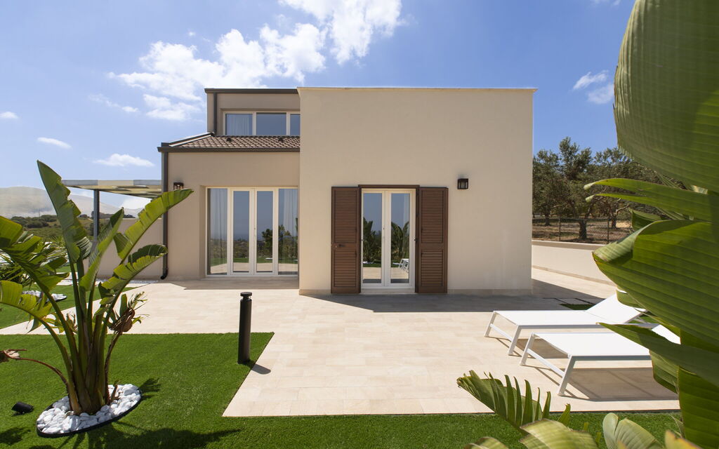 Villa Aversa: all'aperto, Esterni, Giardino