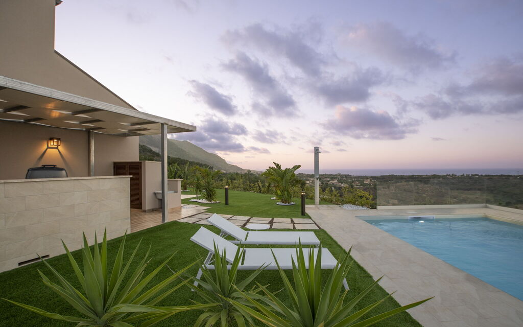 Villa Aversa: all'aperto, Esterni, Giardino, Vista Panoramica