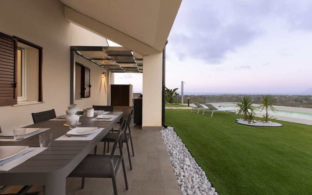 Villa Aversa: all'aperto, Balcone / Terrazza / Patio, Esterni, Giardino, Vista Panoramica