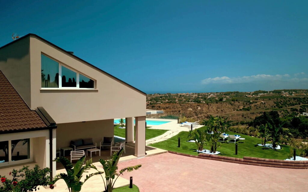 Villa Aversa: all'aperto, Esterni, Giardino, Piscina, Vista Panoramica