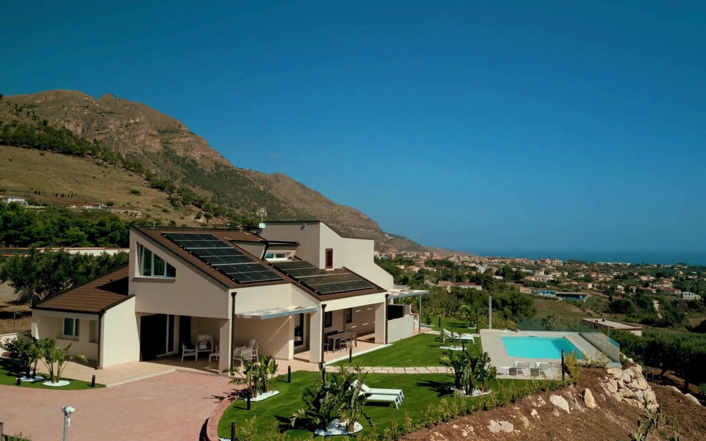 Villa Aversa: all'aperto, Esterni, Giardino, Piscina, Vista Panoramica