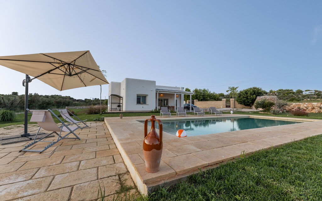 Villa Incantesimo: Building Exterior, Garden, Outdoor