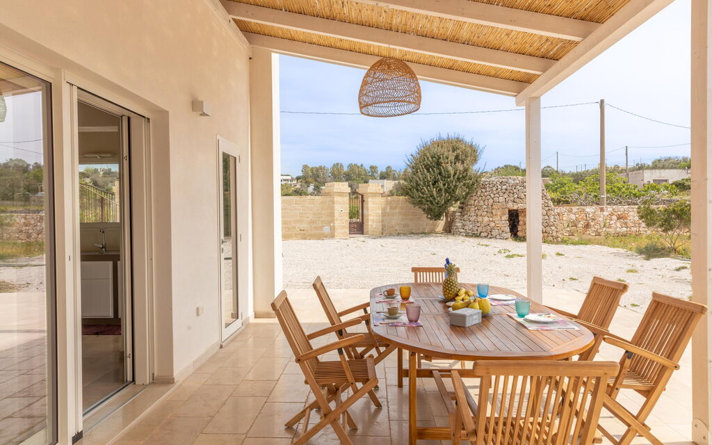 Villa Incantesimo: Balcony / Terrace / Patio, Building Exterior, Outdoor