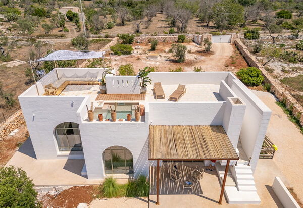 Villa Perla Del Sud: Балкон / Терраса / Патио, Взгляды, Открытый, Экстерьеры