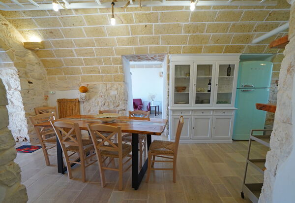 Trullo Samanta: Esszimmer, Küche