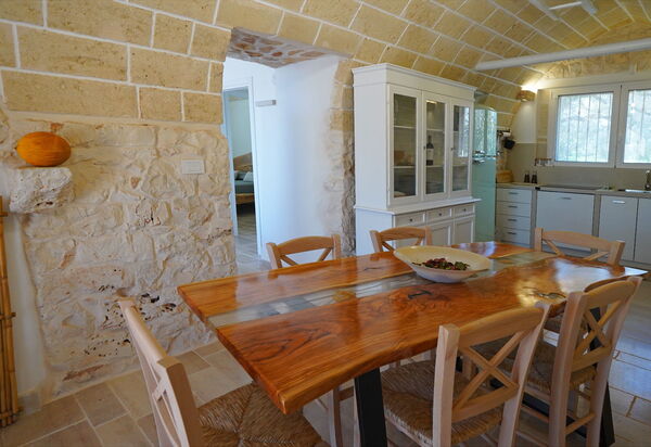 Trullo Samanta: Esszimmer, Küche