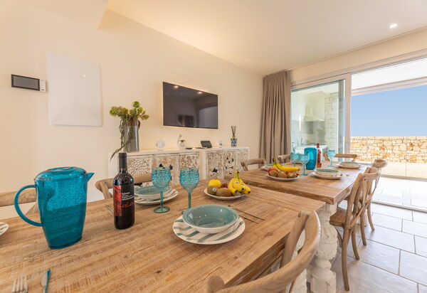 Villa Regina Sul Mare: Столовая