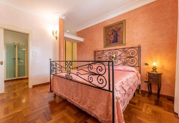 Villa Oasi Di Pace: Спальня