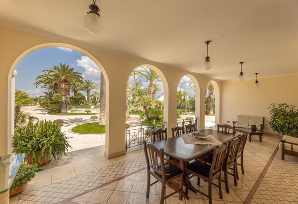 Villa Oasi Di Pace: Балкон / Терраса / Патио, Открытый, Экстерьеры