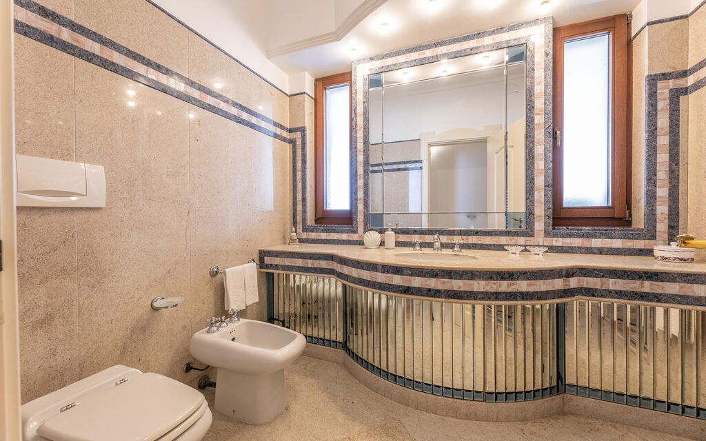 Villa Oasi Di Pace: Bathroom