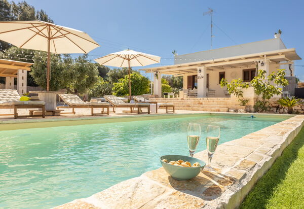 Villa Lampu Di Luce: бассейн, Открытый, Экстерьеры