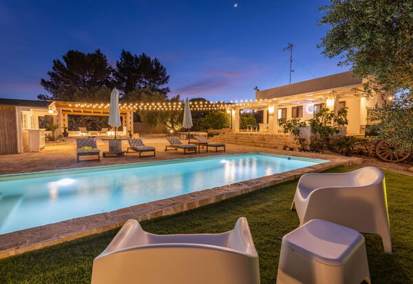 Villa Lampu Di Luce: бассейн, Открытый, Сад, Экстерьеры